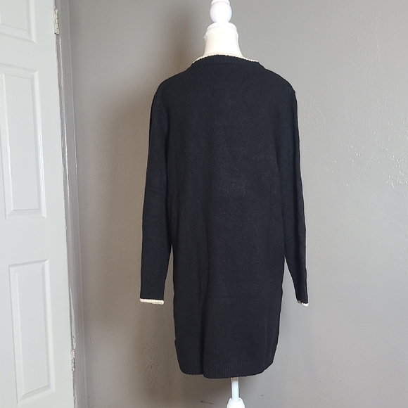 Urban Revivo Black Long Sleeve Sweater Dress with White Trim NWOT Medium - Picture 5 of 12